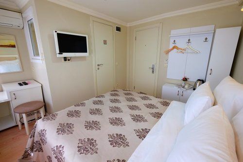 Готель Astan Taksim 3*